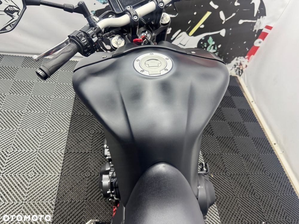 Yamaha MT - 23