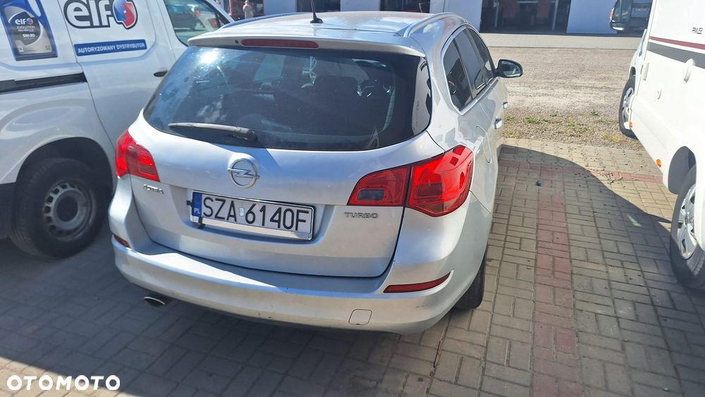 Opel Astra 1.4 Turbo - 1