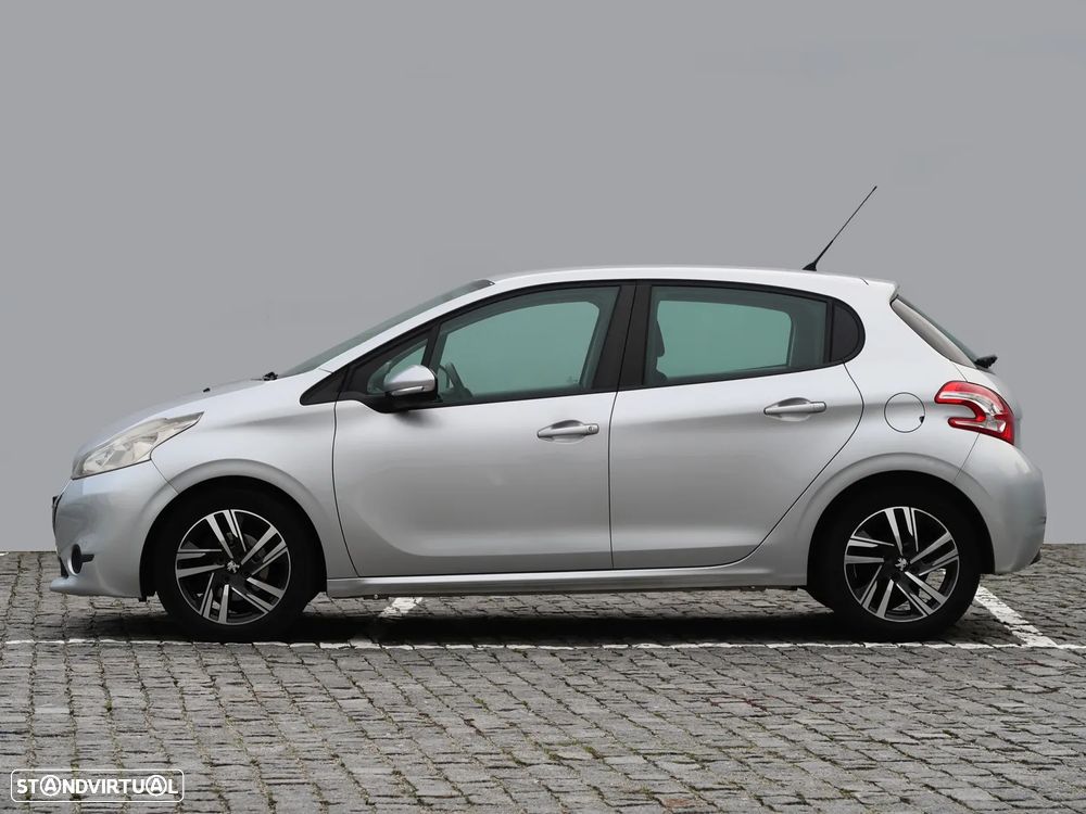 Peugeot 208 HDi 68 Access - 4