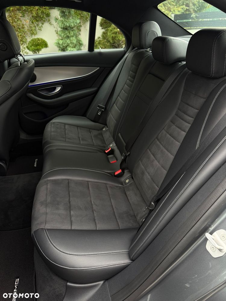 Mercedes-Benz Klasa E 220 d 9G-TRONIC - 19