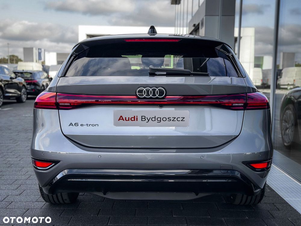 Audi A6 Avant e-tron - 12