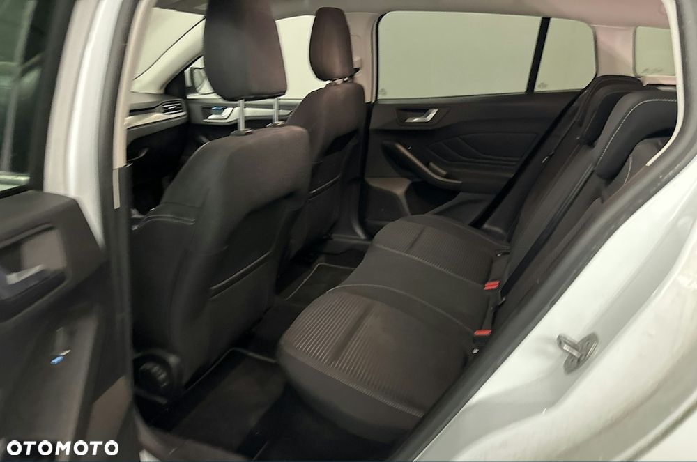 Ford Focus - 6
