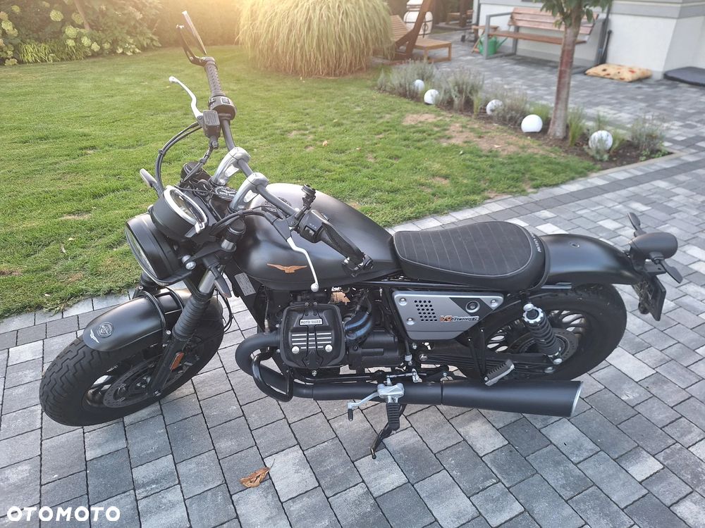 Moto Guzzi V9