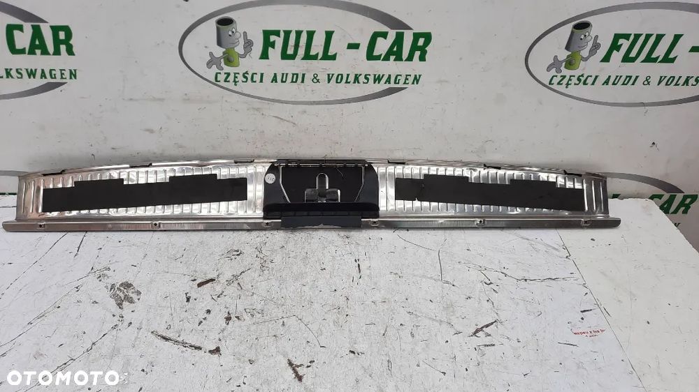 Mercedes W211 e-klasa osłona rygla zamka bagażnika A2116900089 - 5