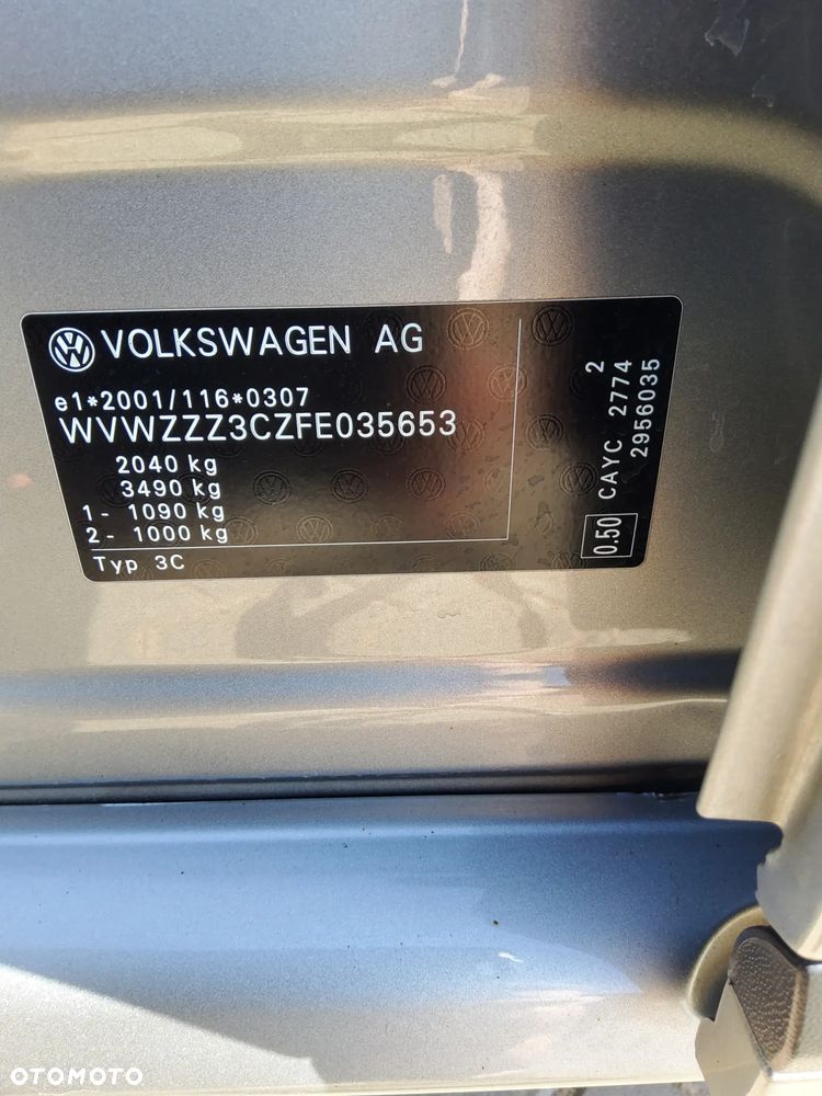 Volkswagen Passat - 10