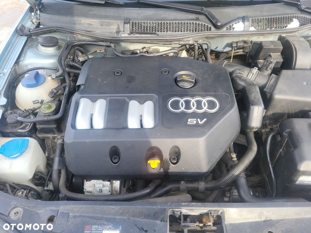 Audi A3 Sportback 1.8 Attraction - 32