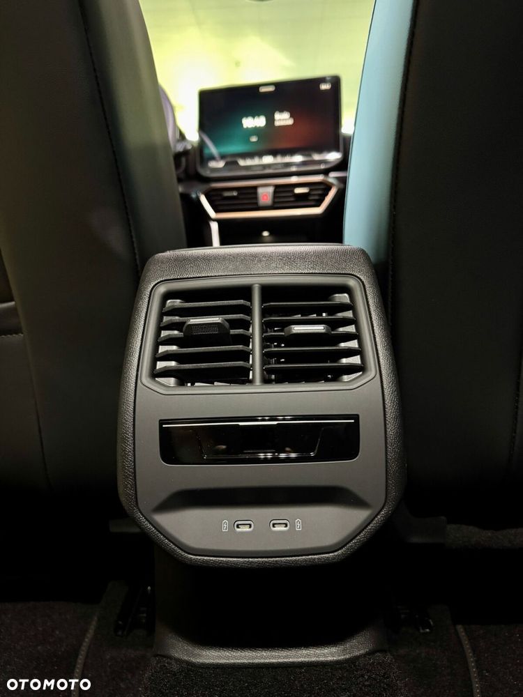 Cupra Leon 1.5 eTSI DSG - 16