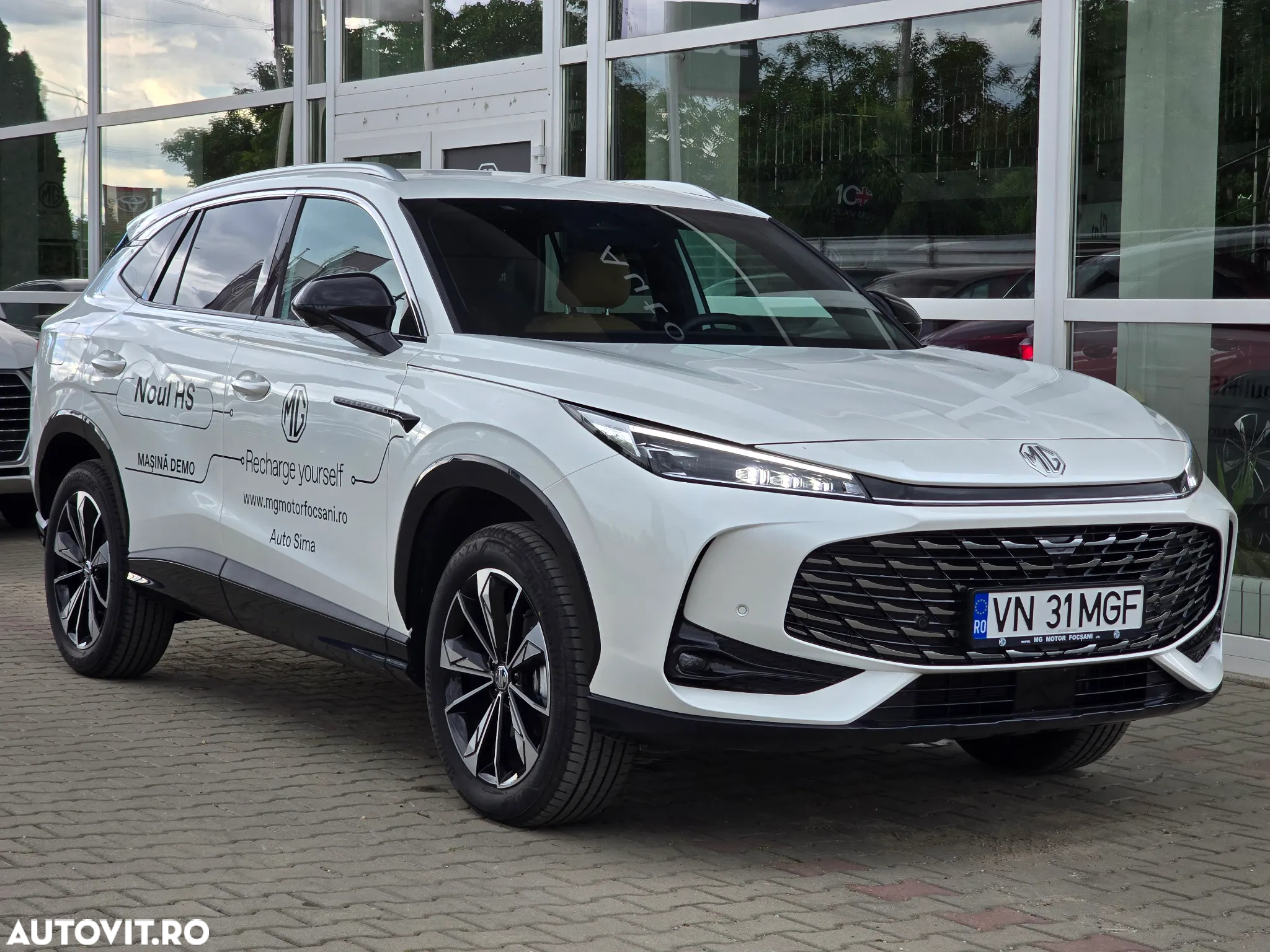 MG HS 1.5T Aut. Luxury - 2