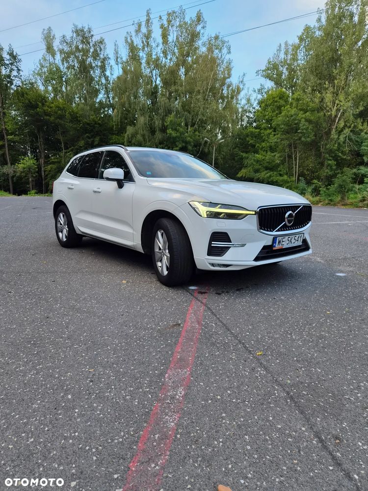Volvo XC 60 B4 D AWD Momentum Pro - 3