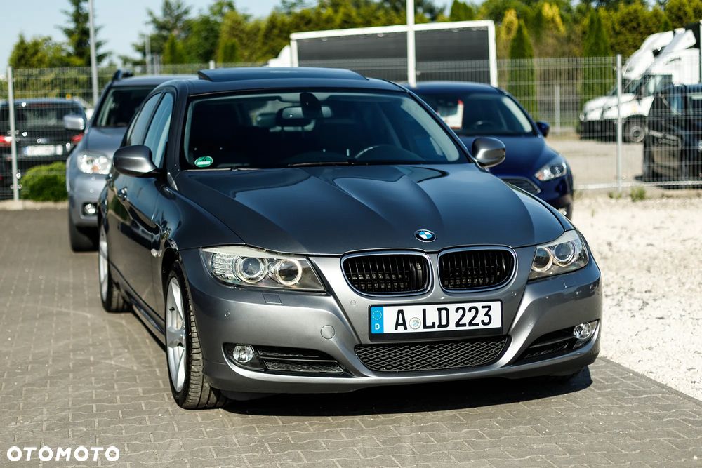 BMW Seria 3 318i Edition Sport - 3