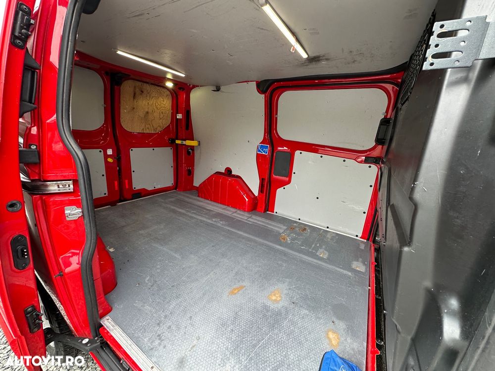 Ford Transit Custom - 16