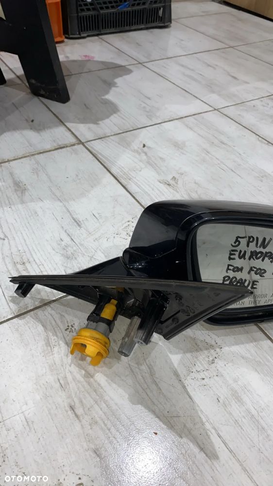 LUSTERKO PRAWE BMW F01 F02 LCI KAMERA - ASYSTENT EUROPA SHADOWLINE KOLOR B39 5 PIN - 3