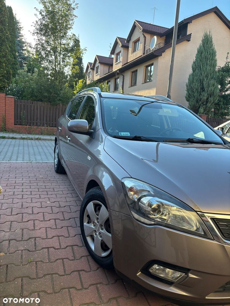 Kia Ceed 1.6 M - 6