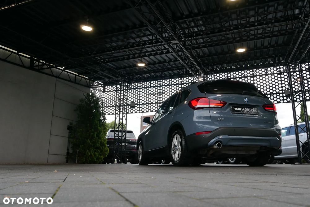 BMW X1 sDrive18i Business Edition - 39