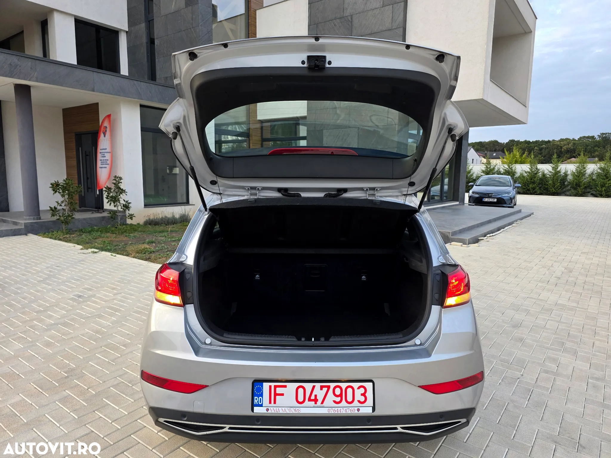 Hyundai i30 1.0 T-GDI 48V-Hybrid DCT Trend - 37