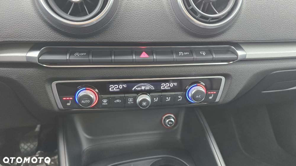 Audi A3 1.6 TDI (clean diesel) S line Sportpaket - 12