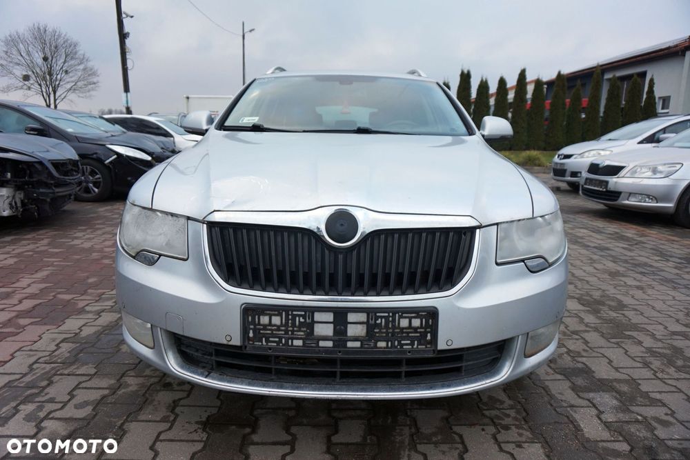 SKODA SUPERB II 3T KOMBI 2013 LA7W 2.0 TDI CFFB 140KM MTZ SREBRNY na części - 8