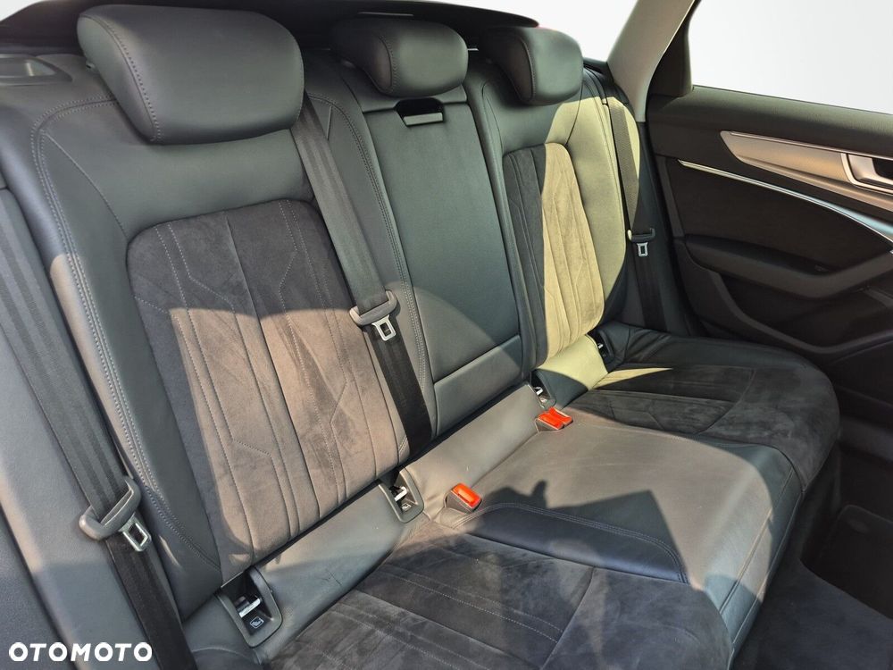 Audi A6 Avant - 16