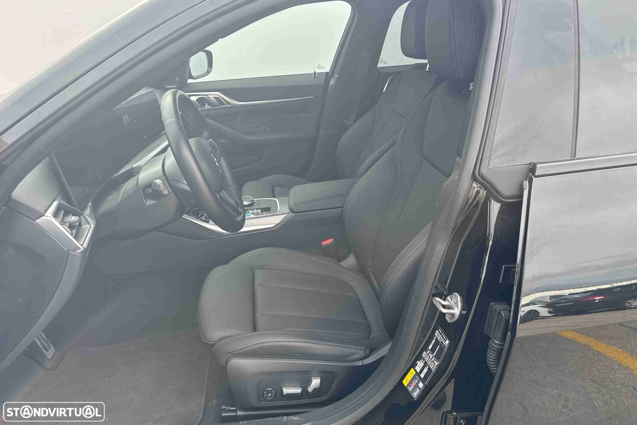 BMW i4 eDrive40 Desportiva M - 2
