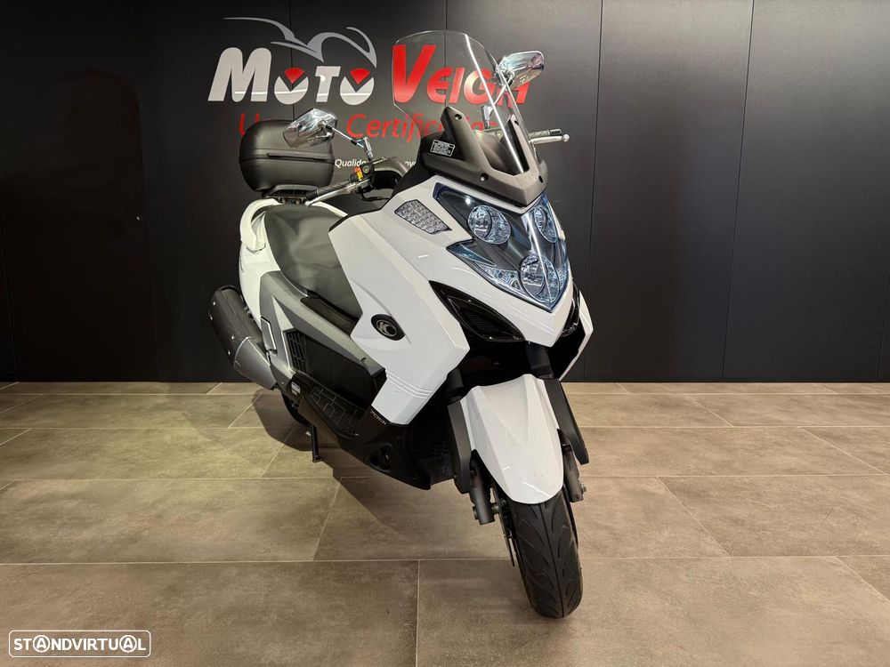 Kymco MyRoad 700i - 10