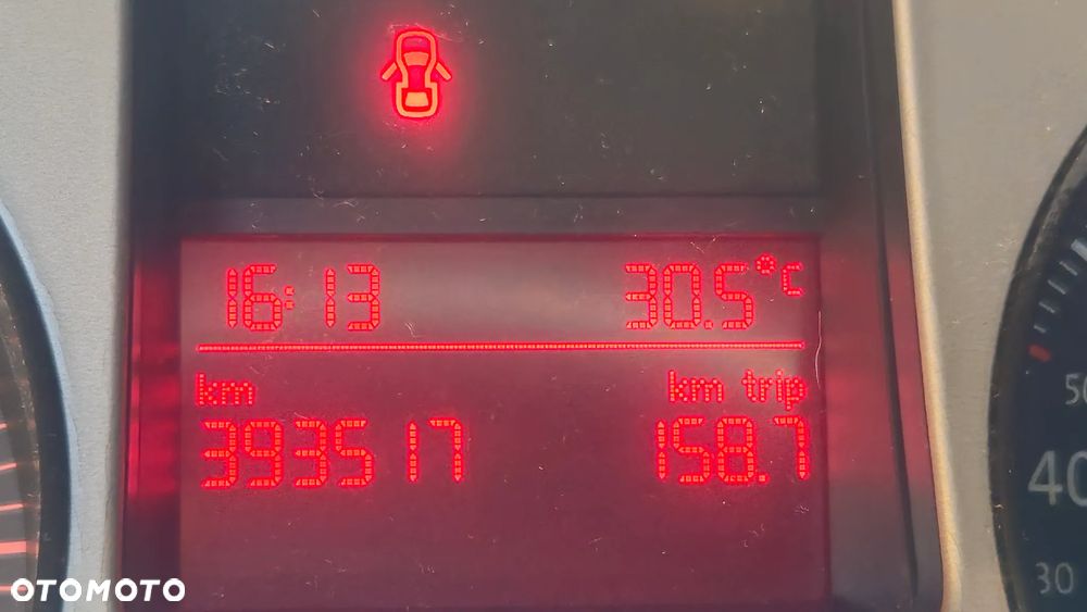 Volkswagen Passat 2.0 TDI DPF Trendline - 15