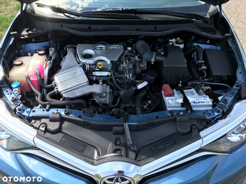Toyota Auris - 13