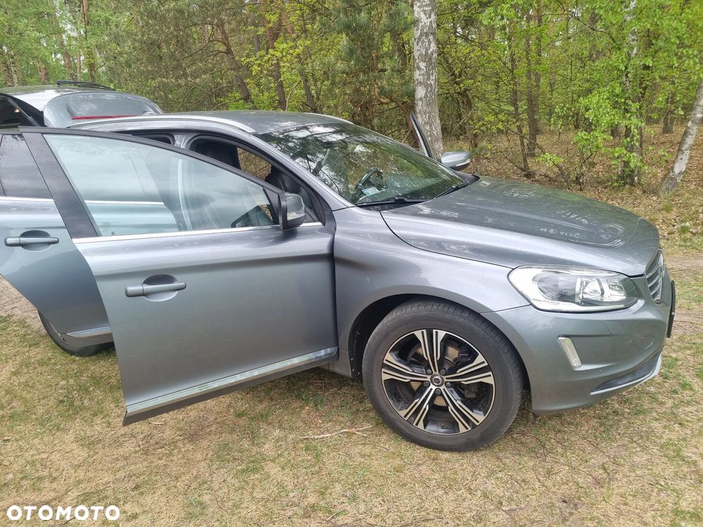 Volvo XC 60 D5 AWD Summum - 7