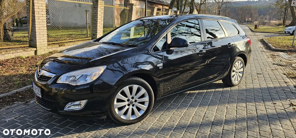 Opel Astra 1.4 Turbo 150 Jahre - 1