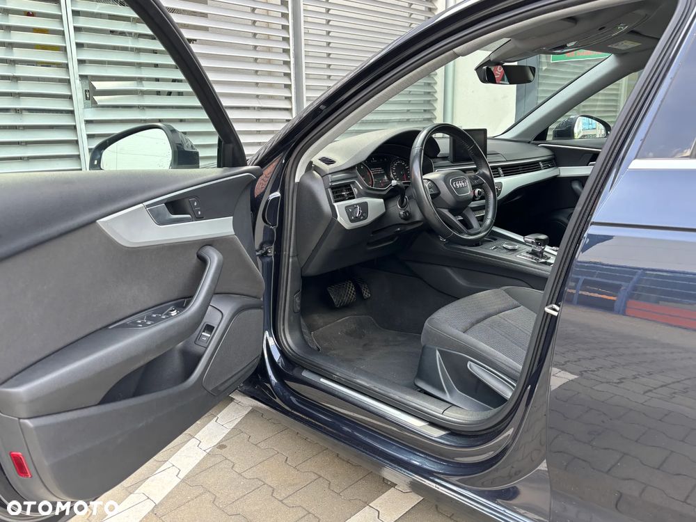 Audi A4 Avant - 14