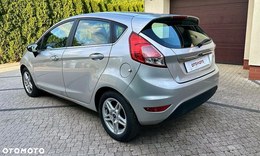 Ford Fiesta - 15