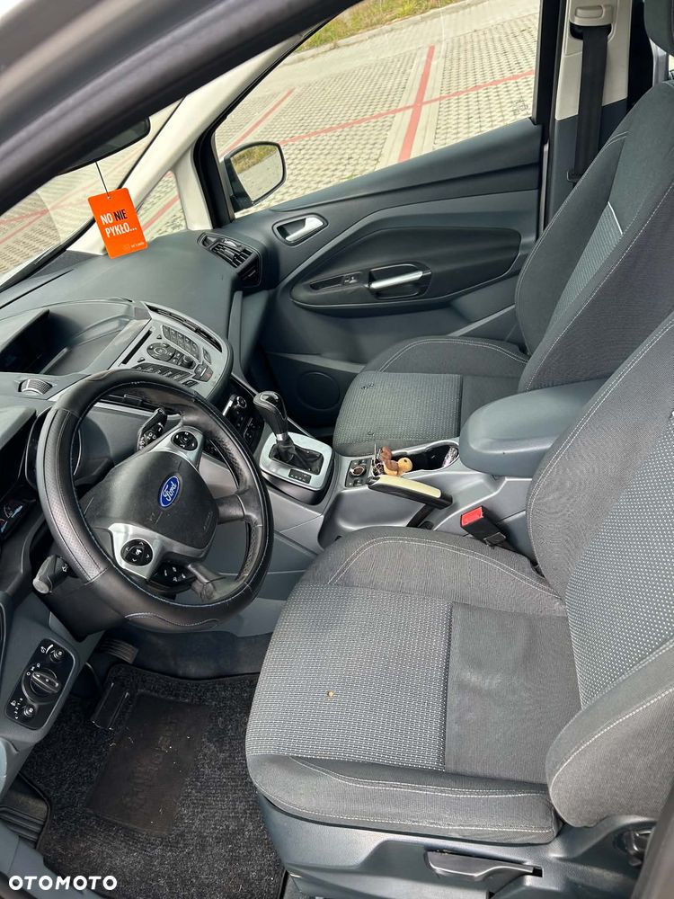 Ford Grand C-MAX - 9
