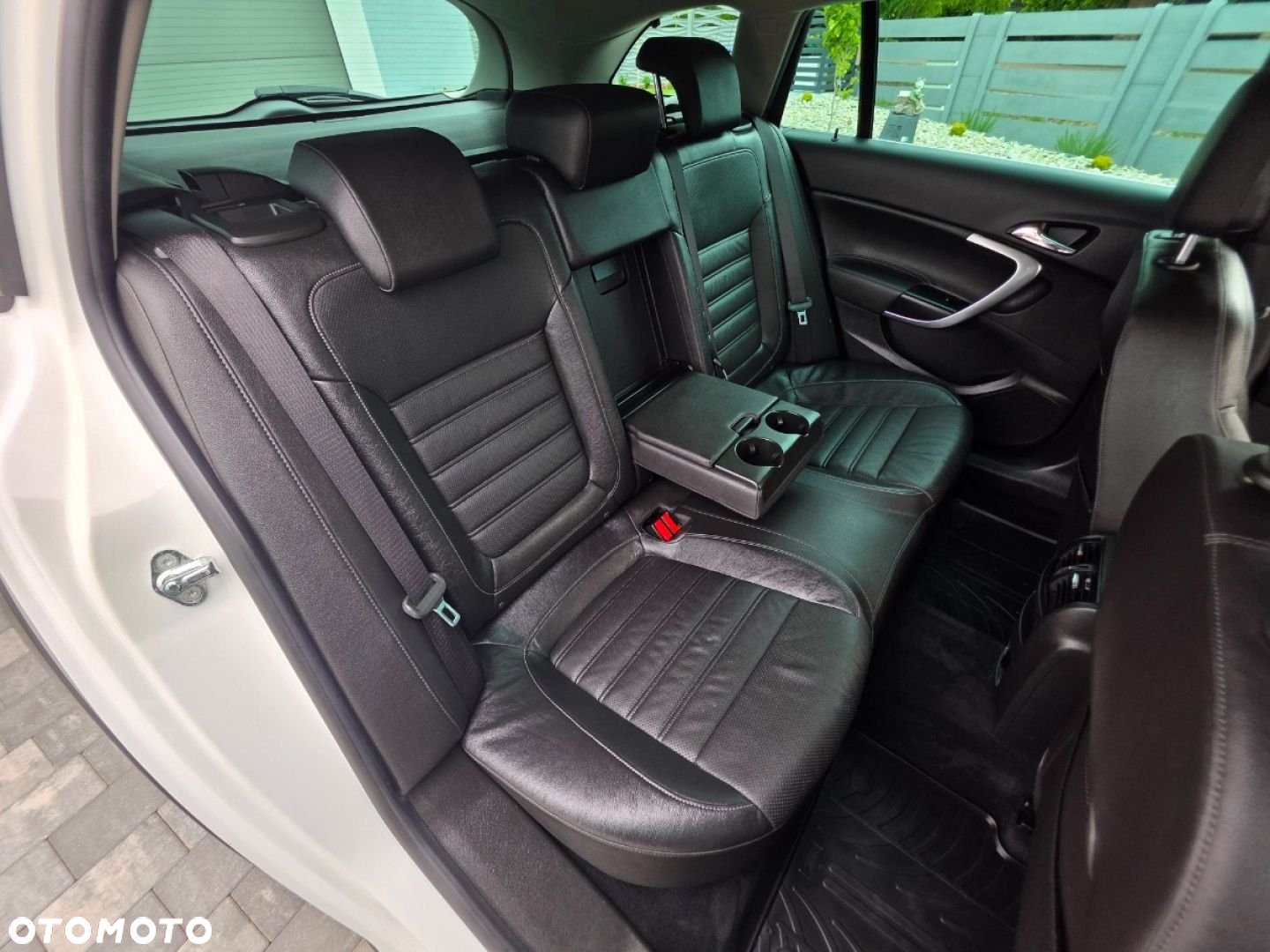 Opel Insignia - 24