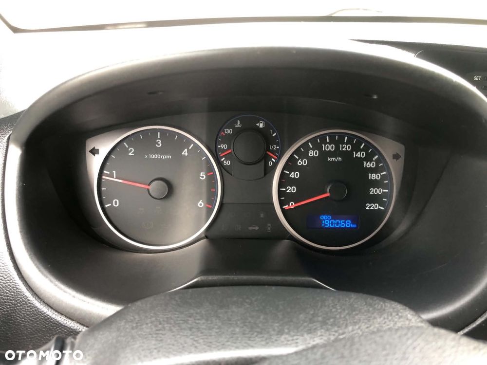 Hyundai i20 1.1 CRDi Style - 10