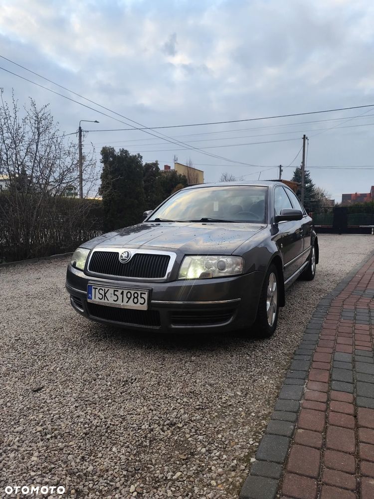 Skoda Superb 2.0 TDI DPF Elegance - 7
