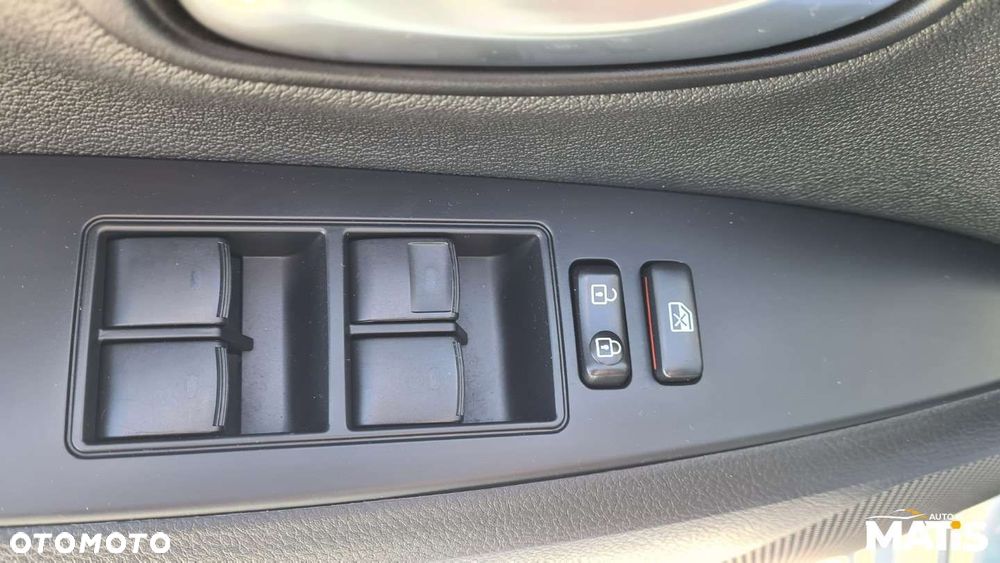 Toyota Avensis - 24