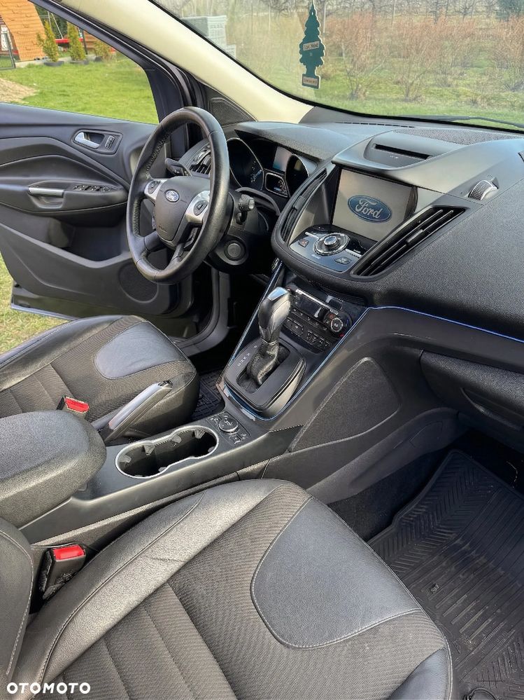 Ford Kuga 2.0 TDCi 4x4 Titanium - 3