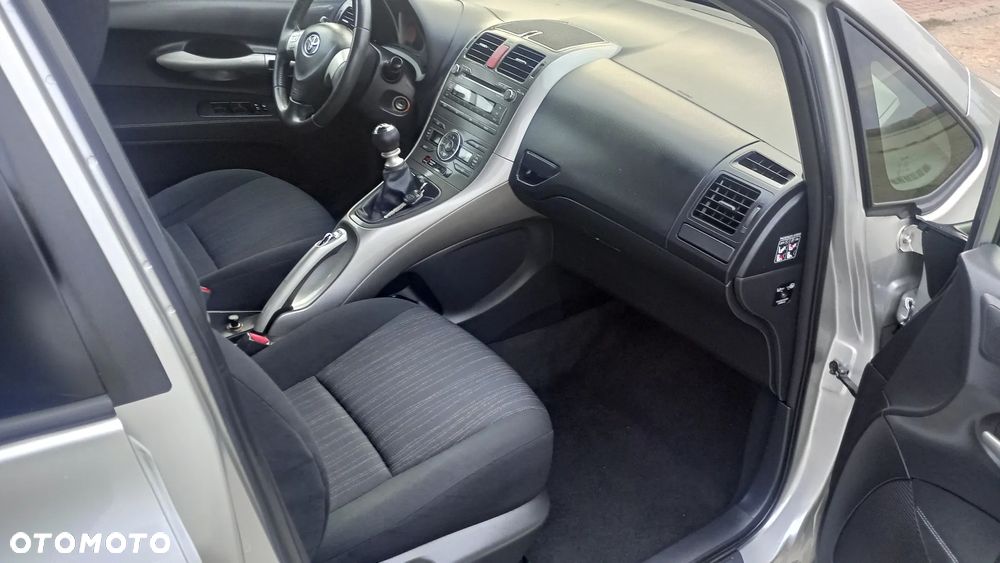 Toyota Auris 1.33 VVT-i - 6