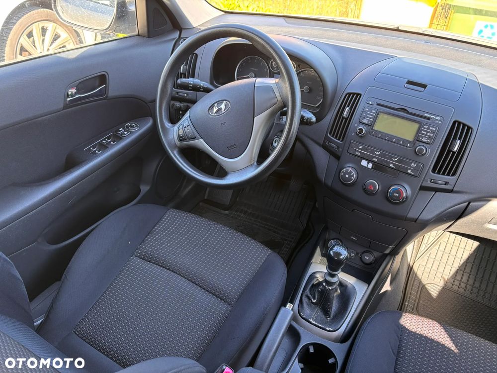Hyundai i30 1.4 Classic - 11