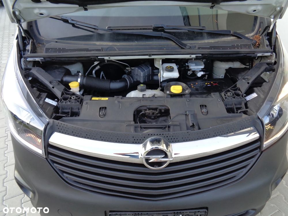 Opel Vivaro - 13