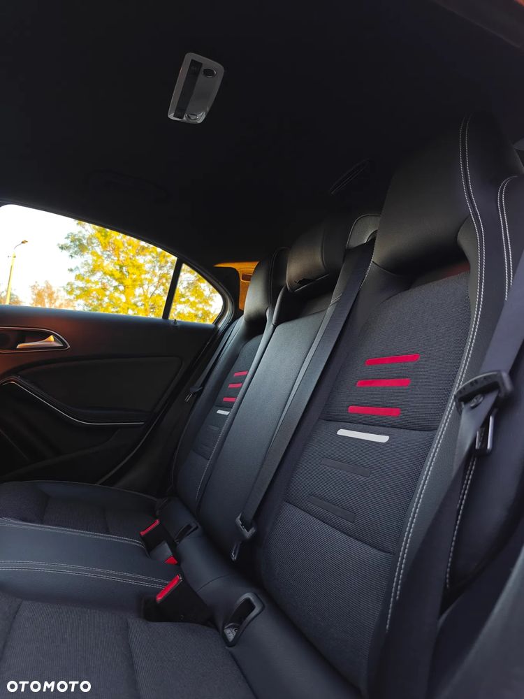 Mercedes-Benz Klasa A 180 (BlueEFFICIENCY) AMG Sport - 34
