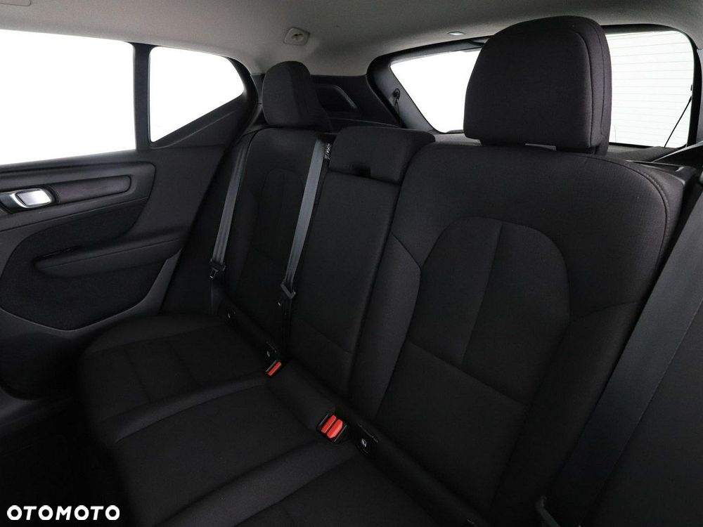 Volvo XC 40 T2 Momentum Core - 18