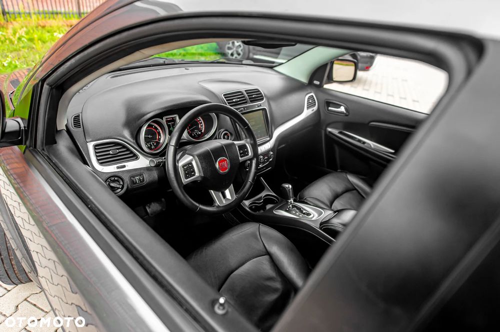 Fiat Freemont 2.0 Multijet 16V DPF Automatik Allrad Black Code - 21