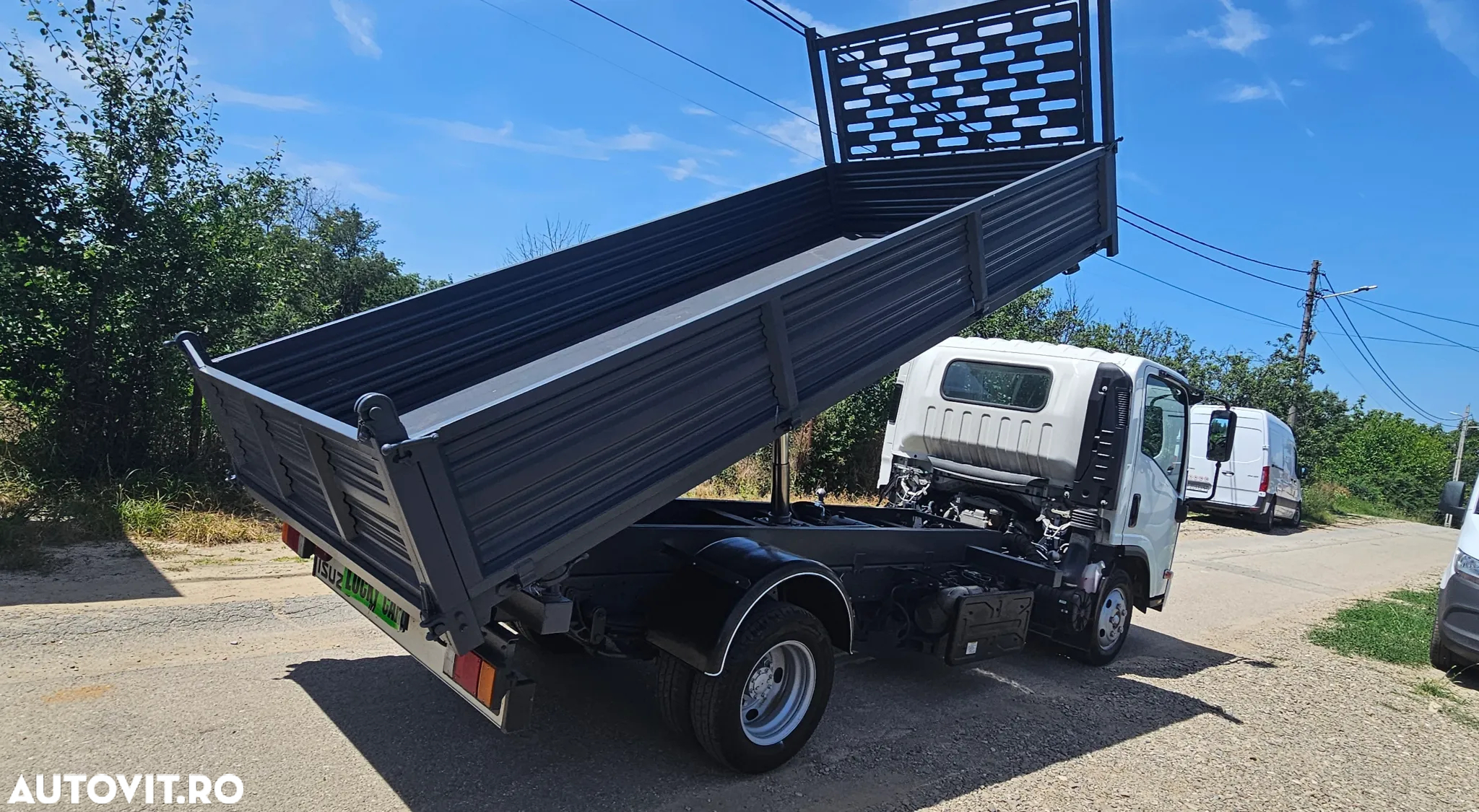 Isuzu Basculabila - 5