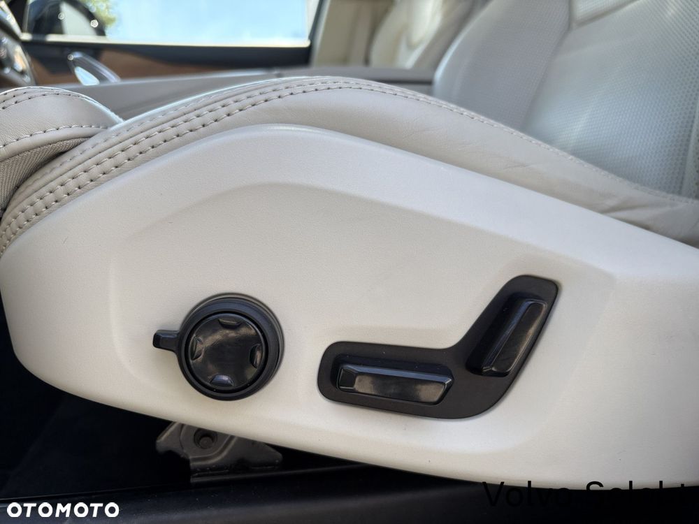 Volvo XC 90 - 15