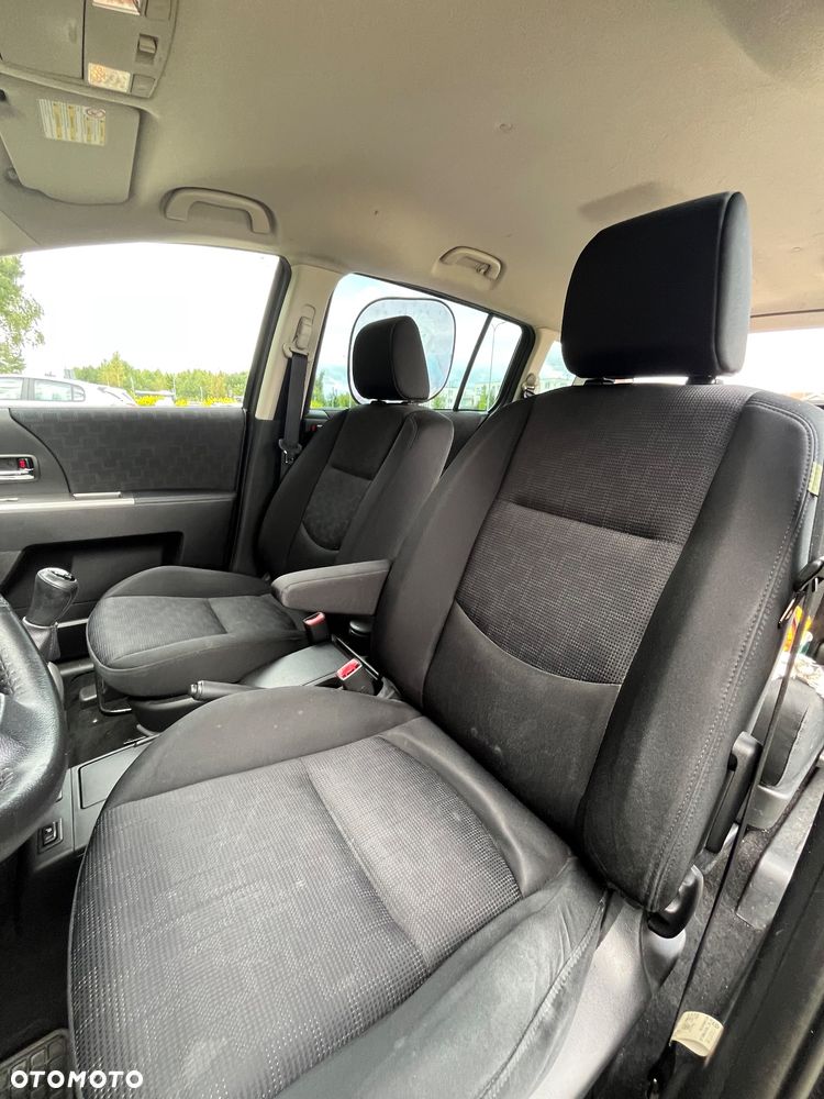 Mazda 5 2.0 Exclusive - 9