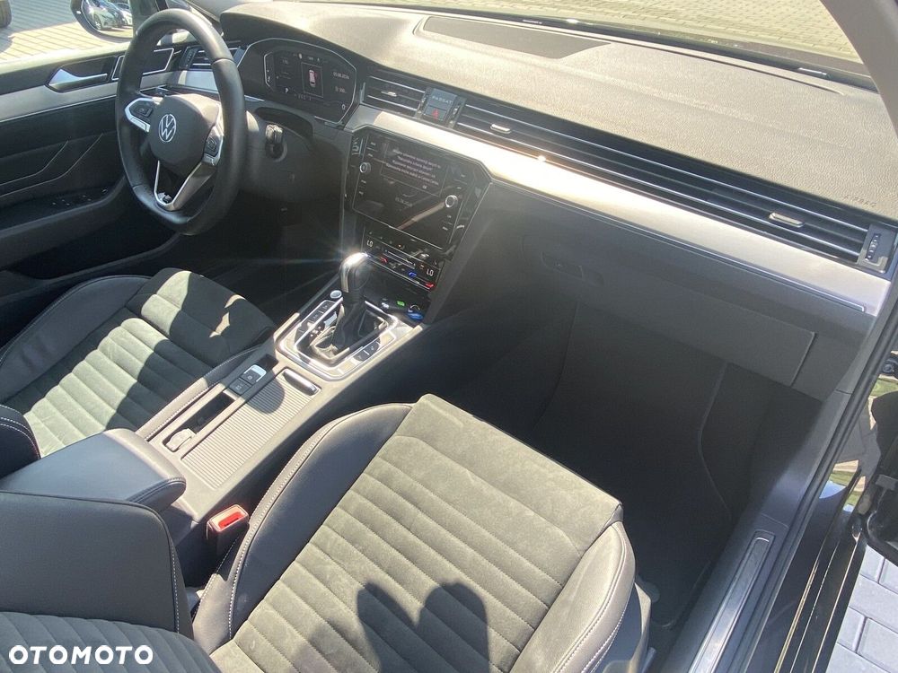 Volkswagen Passat - 19