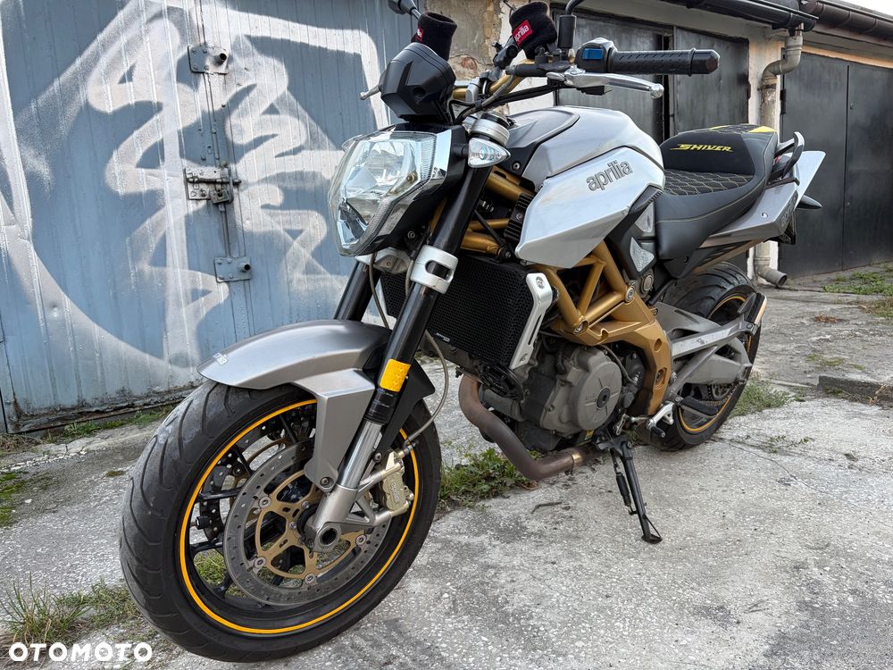 Aprilia Shiver - 2