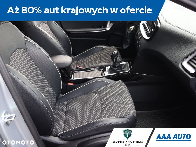 Kia Ceed - 10