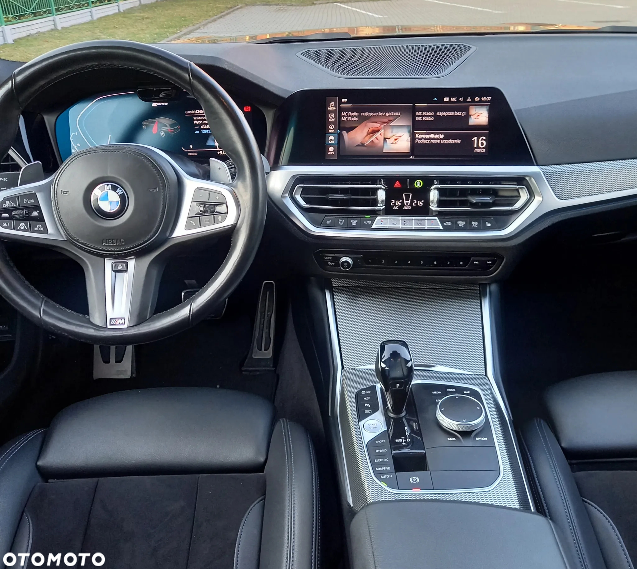 BMW Seria 3 330e Touring xDrive M Sport - 25