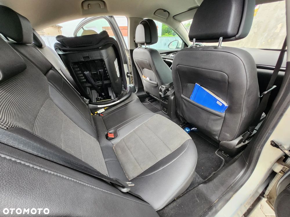 Opel Insignia 1.6 T Cosmo - 11